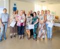 Bild: Michael Vogl/exb
40 Jahre lang stehen diese Mitarbeiter bereits im Dienst des Krankenhauses in Schwandorf.