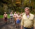 Bild: Constantin Film Verleih GmbH / Bernd Schuller
Freibadbesuch oder Selbstfindungstrip? Was es mit dieser Filmszene auf sich hat, erfahren die Besucher bei der Open-Air-Kino-Premiere am 8. August im Freibad in Erbendorf.