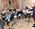 Bild: no
Der Posaunenchor Illschwang, unter der Leitung von Martin Schmidt, war beim Sommerkonzert in der Kirche besonders gefordert.