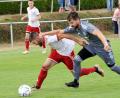 Archivbild: hho
Szene aus dem Stiftlandderby TSV Konnersreuth (rechts Maximilian Siller) gegen SpVgg Wiesau (links Fabian Höfer), das der TSV zum Saisonauftakt mit 1:0 gewann. Am zweiten Spieltag stehen für beide Teams die nächsten Derbys auf dem Programm: Konnersreuth gastiert beim ASV Waldsassen, Wiesau reist zum FC Tirschenreuth.