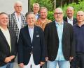 Bild: gf
Das Präsidium für das Lions-Jahr 20232/2024 (von links): Andreas Hermann, Meinolf Schmidt, Armin Müller, Hans Bäumler, Karlheinz Müller, Andreas Aßmuth, Michael Bader und Tobias Kinzler. Es fehlen Helmut Weigl und Martin Belmer.