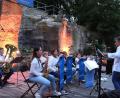 Bild: dö
Der Nachwuchs der Musikschule hat beim Sommerkonzert auf der Schönbergbühne in Grafenwöhr seinen großen Auftritt. Hier das Nachwuchsblasorchester unter Leitung von Ulli Dziwinski