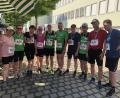 Bild: Hölzl/exb
Die Teilnehmer an der Laufaktion gehen zum Abschluss beim bayernweiten Abschlusslauf in Wolnzach an den Start.