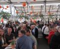 Bild: kro
Mehr als 1000 Mitarbeiter waren zum Sommerfest der Hamm AG nach Tirschenreuth gekommen.