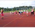 Archivbild: bkr
Petra Meyer (links) bietet im Ferienprogramm wieder Zumba-Schnupperstunden für Kinder an.