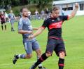 Archivbild: hho
Der ASV Waldsassen, im Bild Spielertrainer Marian Vaclavik (rechts) beim 6:0-Sieg gegen den TSV Konnersreuth (links Andreas Stock), tritt am Sonntag bei Spitzenreiter FC Tirschenreuth an.