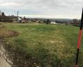 Archivbild: Gabi Schönberger
Zwischen Grafenwöhrer Straße und der Straßenmeisterei entsteht die neue Rettungswache in Eschenbach. In das neue Gebäude integriert sind auch eine Tagespflege und Räume für Ehrenamtliche. Vor Kurzem war Spatenstich für das Projekt.
