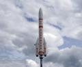 Bild: jma
Etwas verspätet ragt jetzt die Mars-Rakete auf der Saaß bei Auerbach in den Himmel.