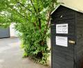 Bild: Gabi Schönberger
Der "Umsonst-Schrank" im Innenhof der Asylstraße 11 in Weiden.