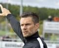 Archivbild: Hubert Ziegler
Thomas Ficarra, der Trainer des SV Raigering, will langfristig nach oben, in die Bezirksliga. Aber in dieser Saison ist der Wiederaufstieg noch kein Ziel.
