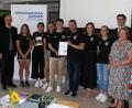 Bild: C. Richard Weigert
Juniorvorstandsmitglieder und Ehrengäste: (von links) Regierungspräsident Walter Jonas, Marie Fehlner, Carolin Kemmeter, Lina Fischer, Junior-Vorsitzender Andreas Weiß, FCR-Vorsitzender Hans Fischer, Zweite Junior-Vorsitzende 
Patricia Kemmeter, Chiara Wolf, Geschäftsführer Johannes Wagner von der Versicherungskammer-Stiftung und die Ehrenamtsbeauftragte der Staatsregierung, Eva Gottstein.