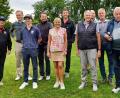Bild: lst/exb
Die Gewinner und -innen der Klassen A und B mit Spielleiter Reinhold Scharl (rechts) vom Golfclub Schmidmühlen.
