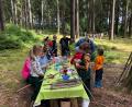 Bild: Corinna Karger-Hostalka/exb
Beim Ferienprogramm der SPD ging es in den Wald.