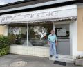 Bild: Elisabeth Andes
Hans-Jürgen Pech ist stolz: Sein Friseursalon "Er und Sie" in Weiden wurde 60 Jahre alt.