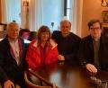 Bild: Wilfurth/exb
Auf Schloss Neidstein (von links): Maximilian Wilfurth zeigte Gabriele und Reiner Haseloff sowie dem Bayreuther Stadtpfarrer Christian Karl Steger die sanierte Anlage, die kurzzeitig dem US-amerikanischen Schauspieler Nicolas Cage gehört hatte.