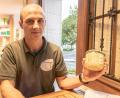 Bild: Susanne Forster
Michael Wildenauer ist gelernter Koch. Heute betreibt er einen Bioladen. Der 33-Jährige Friedenfelser fermentiert auch gerne in seiner Freizeit und hat sich unter anderem schon an Sauerkraut und fermentierten Karotten versucht.