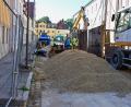 Bild: Stephan Huber
Die Baustelle am Paulanerplatz in Amberg bleibt bis auf weiteres bestehen. Dafür wurde die Paulanergasse wieder für den Verkehr freigegeben.