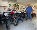 Bild: kle
Walter Langhans gibt einen Einblick in seine Garage. Davon hat er nicht nur eine.