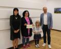 Bild: Stadt Kemnath/exb
Die Auswahl für die Motive fiel auf das Kinderbild von Marie Wolfram (Zweite von rechts) und für das Erwachsenen-Bild von Manuela Schelzke (Dritte von rechts).