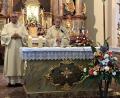 Bild: mma
Diakon Dieter Gerstacker und Pfarrer Schulz in der Frohnbergkirche vor dem Gnadenbild.