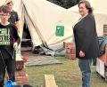 Bild: Dominik Altmann/exb
Bundestagsabgeordnete Marianne Schieder betreut seit zig Jahren das BDKJ-Zeltlager am Voithenberg mit.