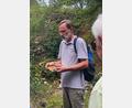 Bild: ilt
Geologie im Steinbruch einmalig und erhaltenswert. BUND Ortsgruppe Kirchenthumbach bekam Unterstützung durch Dr. Andreas Peterek, Geschäftsführer des Geoparks Bayern-Böhmen.