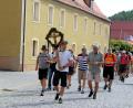 Bild: bjo
51 Wallfahrer pilgern bei heißen Temperaturen von Schmidmühlen zum Habsberg.