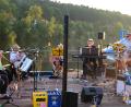 Bild: do
Mit einem beschwingten Melodienreigen bieten die Stodbergsait'n bei einer Serenade im Rußweiher-Freibad beste Unterhaltung.