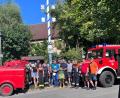 Bild: sis
Einen Zunftbaum hat die Feuerwehr Poppberg ihrem Ehrenkommandanten Reinhard Franz zum 70. Geburtstag vors Haus gestellt.