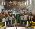 Bild: mez
Pfarrvikar Dr. Justin Kishimbe wurde bei der Heiligen Messe in der Herz-Jesu-Kirche aus der Pfarreiengemeinschaft Kulmain/Immenreuth verabschiedet.