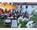 Bild: Kunz
Der Innenhof der Regionalbibliothek bietet das perfekte Ambiente für das Vogler-Quartett.