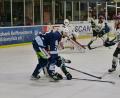 Archivbild: Elke Englmaier
Die Blue Devils Weiden (blaue Trikots) und die Starbulls Rosenheim bestritten in der vergangenen Saison die Final-Serie um die deutsche Oberliga-Meisterschaft.