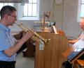 Bild: le
Der Kirchweihsonntag hatte in der katholischen Pfarrkirche St. Johannes der Täufer durch die Festmusik von Harald Bäumer (Orgel) und dessen Sohn Andreas (Trompete) eine großartige kirchenmusikalische Bereicherung erfahren.