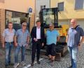 Bild: Stadt Wunsiedel/exb
Start der Abbrucharbeiten: Im Bild von links Dieter Suttner von der SWW Wunsiedel GmbH, Stadtbaumeister Klaus Brunner, Bürgermeister Nicolas Lahovnik, Geschäftsführer Stefan Neumann vom Ingenieurbüro Pedall und Geschäftsführer Daniel Pabel von der Erd- und Tiefbau GmbH Ebersbach.