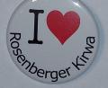 Bild: mfh
Seine Liebe zur Kirwa trägt der Rosenberger gerne zur Schau, zum Beispiel mit solchen Buttons.