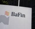 Bild: Boris Roessler/dpa
Die Bafin habe „Sicherheitsvorkehrungen getroffen und unmittelbar nach Einsetzen des Angriffs Abwehrmaßnahmen in Gang gesetzt, die auch greifen“, teilte die Finanzaufsicht mit.