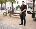 Archivbild: Marina Gube
Nikolas Schöner verhinderte mit weiteren Passanten wohl Schlimmeres, als eine Frau im August 2022 in der Weidener Innenstadt mit einem Degen auf Menschen losging.