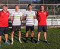 Bild: fop
Die beiden Sportlichen Leiter des SV Schmidmühlen, Christian Humml (links) und Dominik Meier (rechts), stellten mit Gustavo "Guti" Ribeiro (Zweiter von rechts) und Kamil Hein das neue Trainergespann vor.