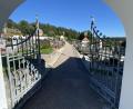 Bild: Josef Glas
Der Friedhof Tännesberg soll mit einer Lautsprecheranlage ausgestattet werden.