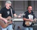 Bild: Houschka
"Lou ma doch mei Rouh": Mit oberpfälzischer Mundart siegt eine Gruppe mit dem Namen "Die drei Duos" beim Newcomerfestival in Wolfring.