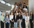 Bild: Gabi Schönberger
Insgesamt 32 junge Frauen und Männer haben am Montag den offiziellen Amtseid als angehende Lehramtsanwärterabgelegt.