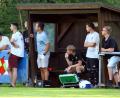 Bild: Dieter Jäschke
Eine trainerlose Kemnather Bank: Wie hier beim Derby am vergangenen Sonntag beim SV Immenreuth fehlt der gesperrte Trainer Marc Hemminger, sein Vertreter Tobias Gradl agiert als Spielertrainer vom Feld aus.