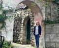 Bild: wku
Heidi Kurz wartete am Toreingang zum Königsteiner Schloss auf die Teilnehmenden ihrer Führung am Tag des offenen Denkmals.