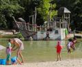 Bild: Wolfgang Steinbacher
20 Jahre Spielplatz-Patenschaft: Das muss gefeiert werden. Das Fest fand auf dem Piratenspielplatz statt.