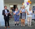 Bild: wku
Einweihungsfeier des EBW Oberpfalz in Hirschau (von links): Pfarrer Stefan Fischer, Christina Ponader, Bettina Hahn und Juliette Schaller.