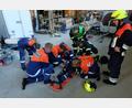 Bild: wlr
Der Feuerwehrmann mit dem Kreislaufkollaps wurde hervorragend von seinen Kollegen und Kolleginnen versorgt.