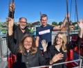Bild: Stephan Huber
Dult-Platzmeister Markus Bayerl (von links), Vorsitzender der Marktkaufleute und Schausteller im Bezirk Weiden-Amberg, Jan Marco Müllner, Maria Frank vom Amberger Congress Marketing und die Geschäftsführerin des ACC, Erika Sauerwein im Fahrgeschäft "Aviator".
