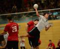 Bild: ham
Moritz Müller (rechts) und die HSG-Handballer sind am Sonntag in Roding zu Gast.
