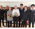 Bild: kro
Alois Malzer (Mitte) feierte 85. Geburtstag. Es gratulierten Ehefrau Erika sowie Abordnungen der Feuerwehr Königshütte und des Schützenvereins Eichenlaub Königshütte.