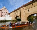 Archivbild: Petra Hartl
Zwei Highlights in Amberg: Die Stadtbrille als gern fotografierte Sehenswürdigkeit, die Plättenfahrten als Attraktion. Beides noch ausbaufähig, findet Arno Diener, der im Mitmach-Portal für die Innenstadt-Million mehrere Vorschläge eingetragen hat.